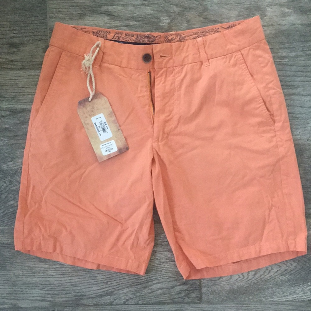 NWT Live Oak Brand 100% Cotton mens shorts size 32